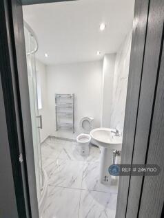 Ensuit Bathroom