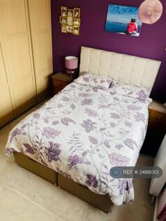 Master Bedroom - King Size Bed
