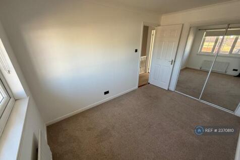 Rear Bedroom