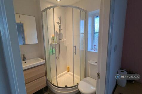 En-Suite (Master Bedroom &#64; Second Floor)