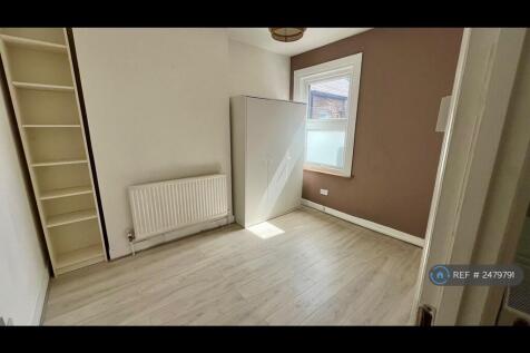 Second Bedroom Downstairs 3