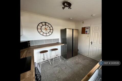 Kitchen Photo 2