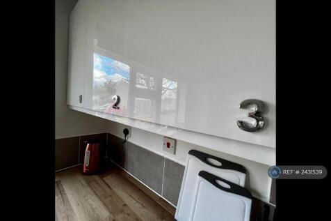 Kitchen Photo 7
