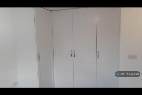 Fitted Wardrobes 