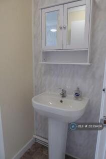 Bathroom2