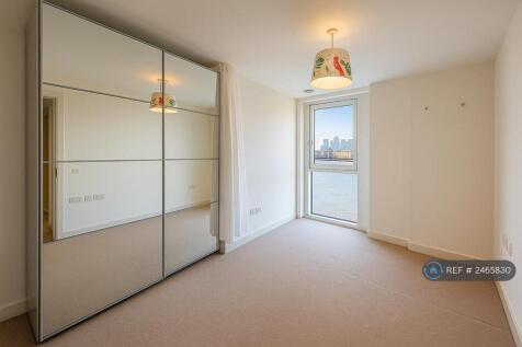 Bedroom 2 - River View