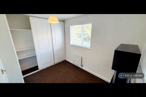 Rear Bedroom
