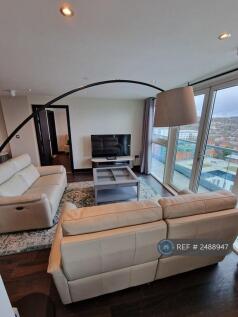 Lounge 1