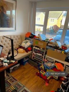 Bed_3 / Playroom