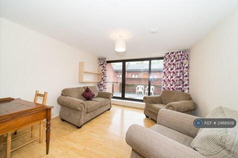 Living Room (Towards Terrace)