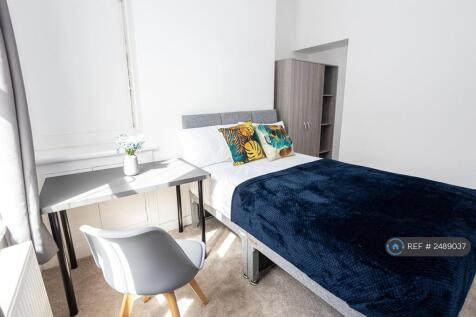 Bedroom 1 (Ground Floor)