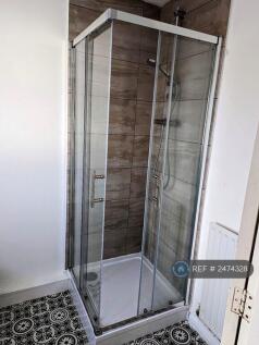 En Suite Shower Room