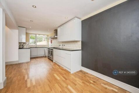 Open Plan Kitchen Dining Area
