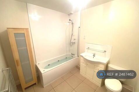 Ensuite - Master Bedroom
