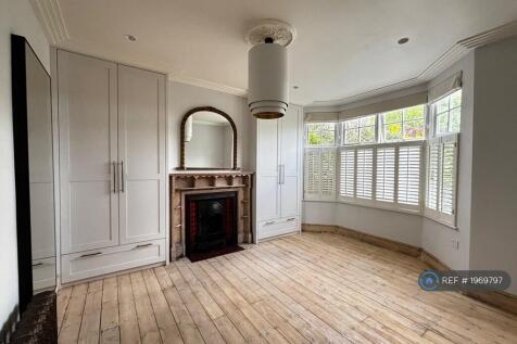 Master Bedroom 1