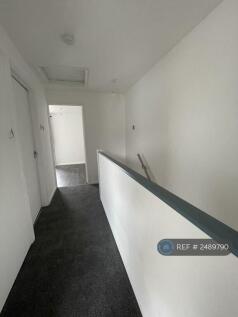 Stairs/Hallway