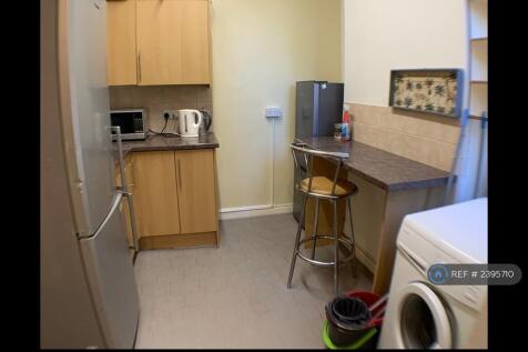 Kitchen East Half
