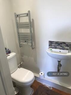 Ensuite Bathroom - First Floor