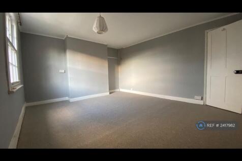 Top Bedroom To Front