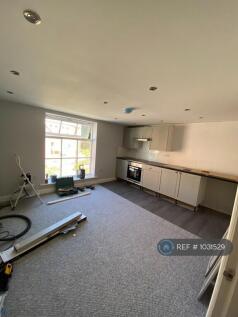 Lounge Kitchen