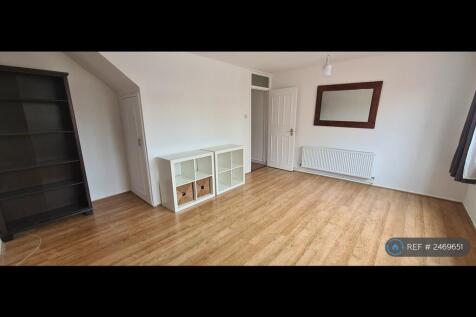 Living Room / Dining Room
