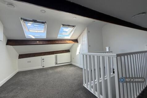 Attic Bedroom 5