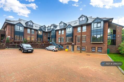 Exterior Rear And Car Park