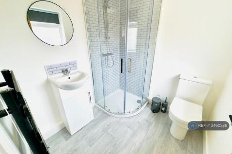 Room 5 Ensuite