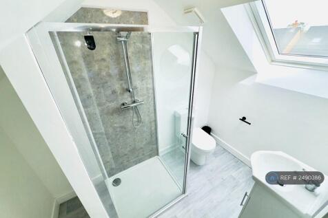 Room 6 Ensuite