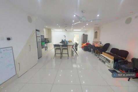 Open Plan Reception/Kitchen