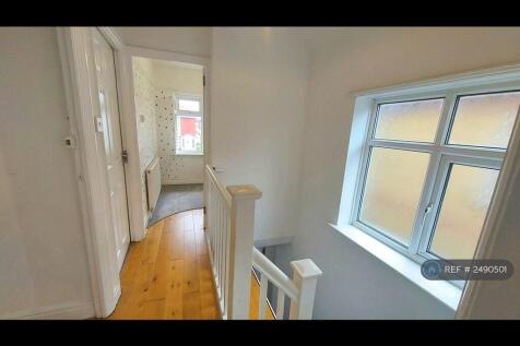 First Floor Landing Bed 3