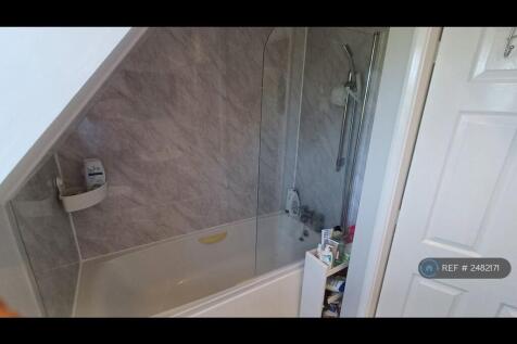 Bath In Toilet 3 3rd Floor