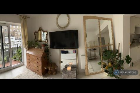 Statement Decor