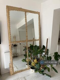 Statement Mirror