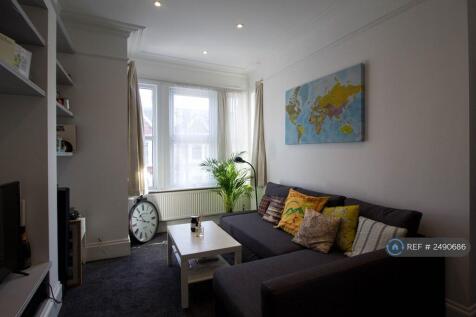 Reception Room Image 3