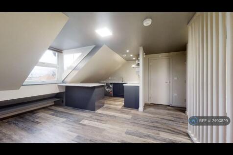 Studio Flat c