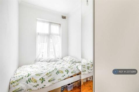 Effective Double Bedroom