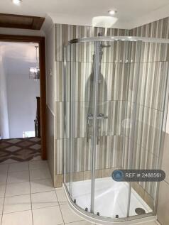 Bathroom (Shower)