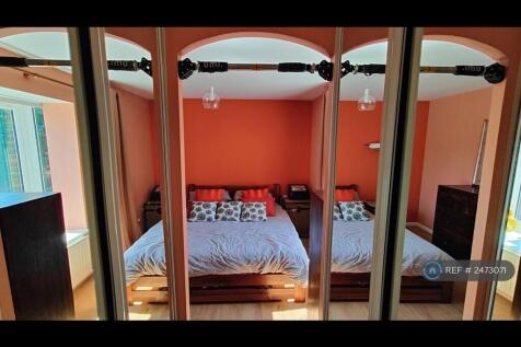 Master Bedroom With Storage