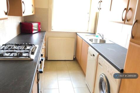 Well Equipped Kitchen With John Lewis Units