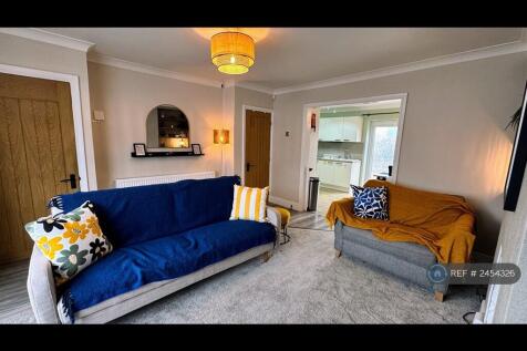 Living Room (2)