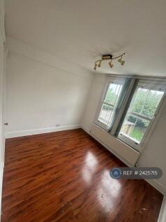 Large Bedroom 3