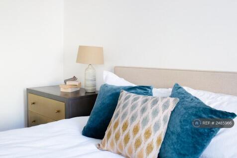 Bedroom 1.3