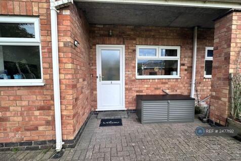 Studio Flat.Fabulous Location 