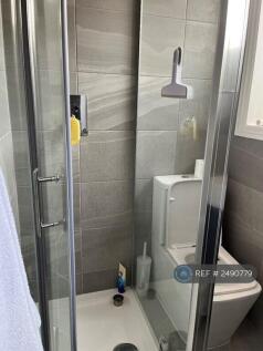 En Suite For Master Bedroom