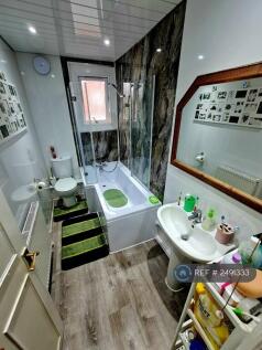Ff - Bath And Showeroom