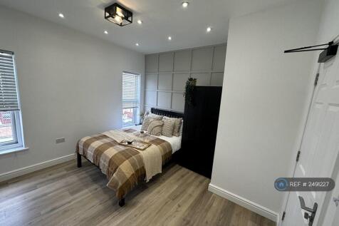 Room 5: Studio