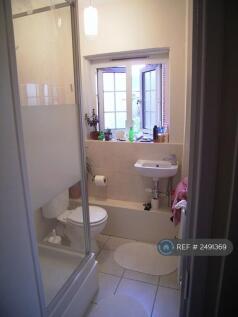 Showerroom 