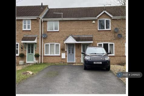 Front And Driveway For 2 Cars