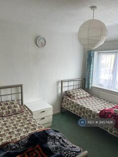 Double Room 2 View1